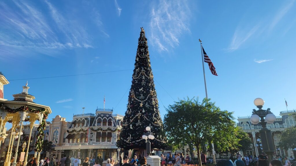 Disney World Annual Passholder Room Discount Available for the Holidays 2 disney christmas
