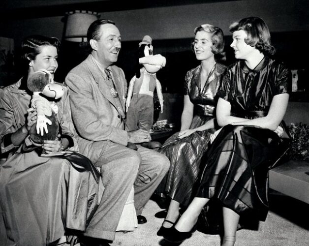 Fun Facts About Walt Disney You Might Not Know! 6 Walt Disney