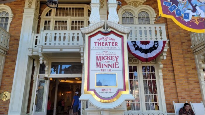 You Can Now Meet Mickey & Minnie Together In Their 50th Anniversary Outfits In Magic Kingdom! 4 Meet Mickey & Minnie