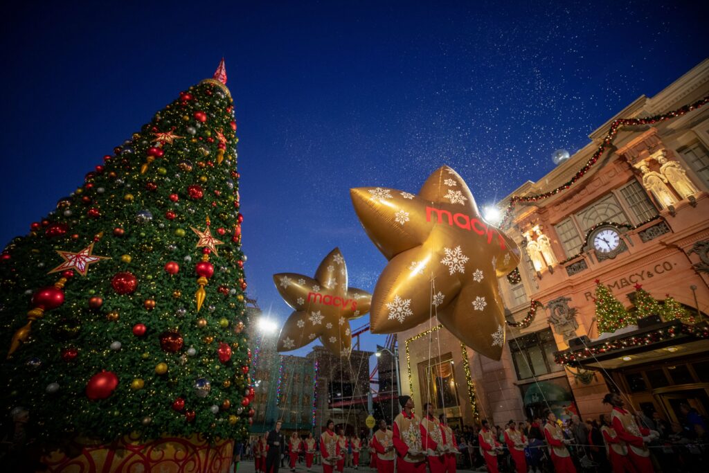 The Holidays 2022 Celebration Is Back To Universal Orlando Resort In November! 4 Holidays 2022 Celebration
