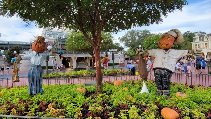 Magic Kingdom Is Ready For Fall And Mickey's Not So Scary Halloween Party! 4 Magic Kingdom