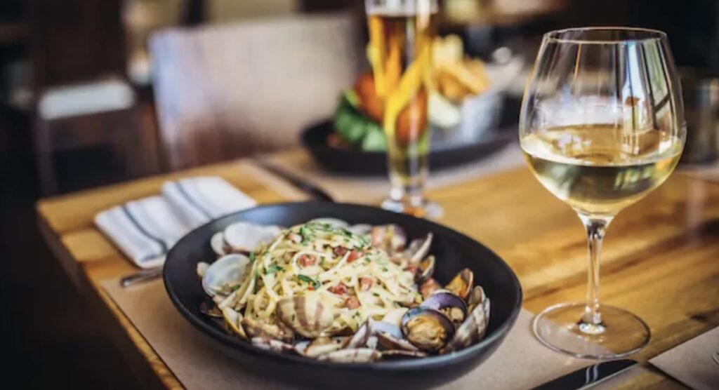 Top 10 WORST Disney World Restaurants according to Yelp 4 Top 10 WORST Disney World Restaurants according to Yelp 4