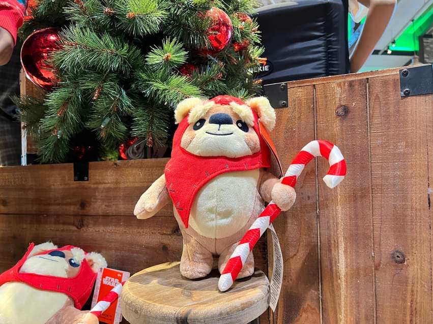 Disney Delivers With The Holiday Merchandise At Disney World And ShopDisney! 20 Holiday merchandise