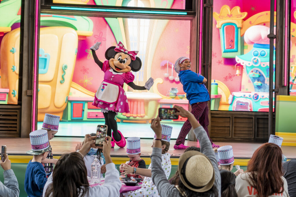 Disney California Adventure Food & Wine Festival Returns in Spring 2023 1 030422CT2MB 01354 food and wine 202343