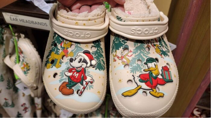Disney Delivers With The Holiday Merchandise At Disney World And ShopDisney! 24 Holiday merchandise