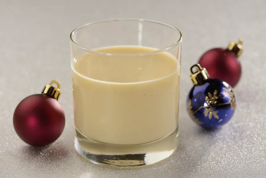 Disney Holiday Eats Guide At Walt Disney World Resorts! 13 Disney Holiday Eats