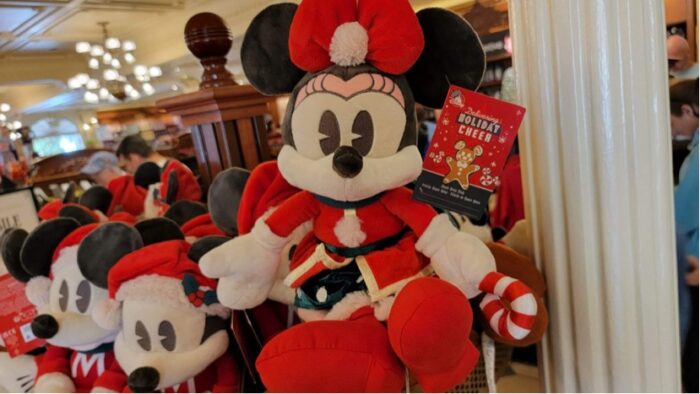 Disney Delivers With The Holiday Merchandise At Disney World And ShopDisney! 42 Holiday merchandise