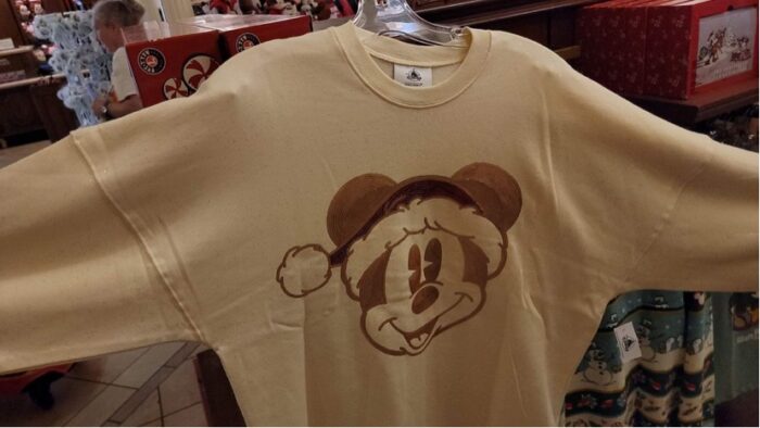 Disney Delivers With The Holiday Merchandise At Disney World And ShopDisney! 12 Holiday merchandise