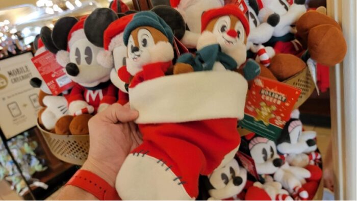 Disney Delivers With The Holiday Merchandise At Disney World And ShopDisney! 43 Holiday merchandise