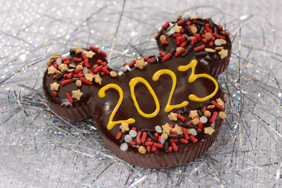 Ring In The New Year With These Disney Treats At Walt Disney World! 4 Disney Treats