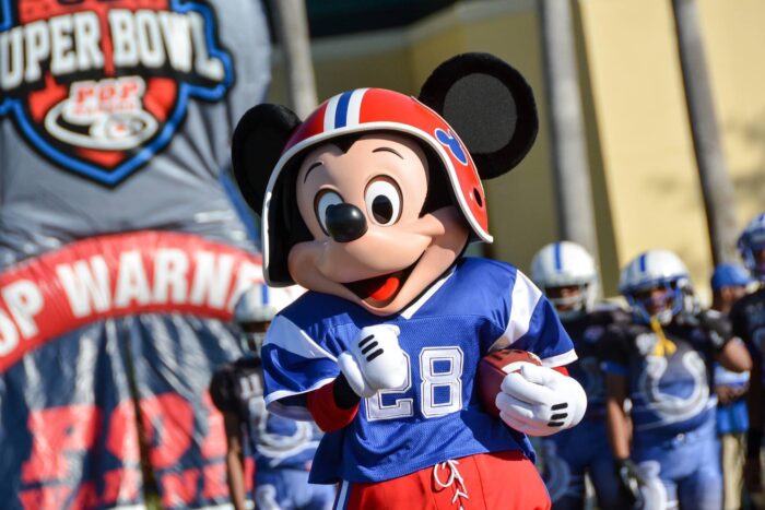 Best Places To Watch The Super Bowl In Walt Disney World! 1 super bowl