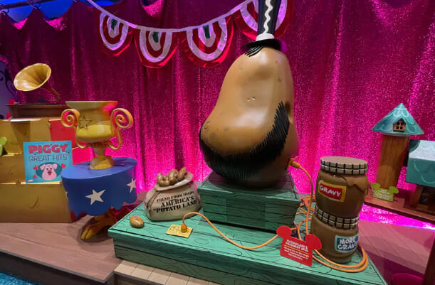 Top 10 Mickey Cartoons to Watch Before Riding Mickey & Minnie's Runaway Railway at Disneyland 9 potatoland