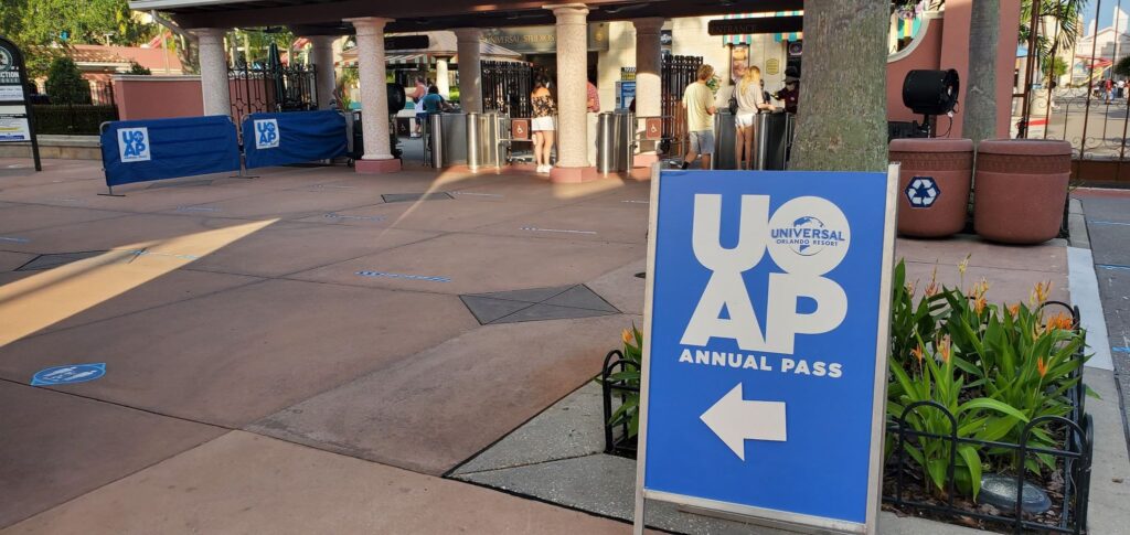 What Disney World Can Learn from the Universal Orlando Annual Pass Program 4 Universal Orlando Annual Pass 1