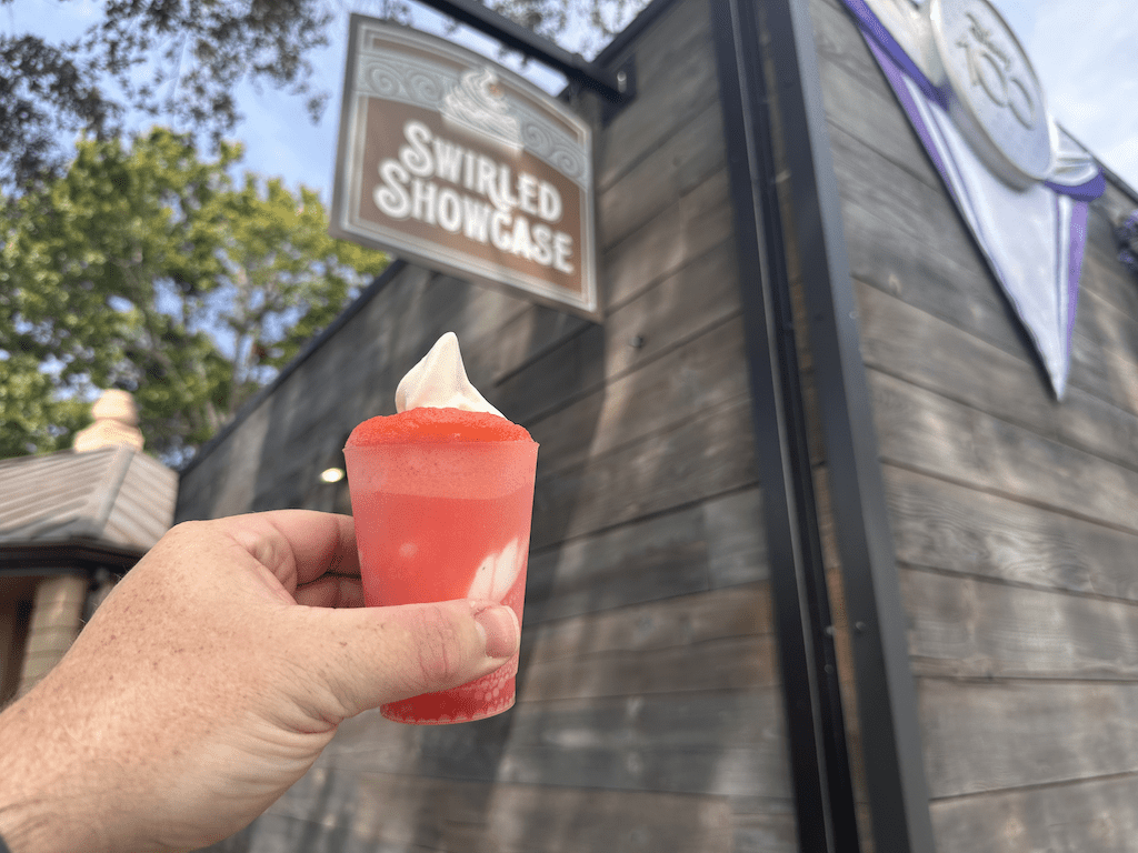 What We Ate While Snacking Around the World at the EPCOT International Food and Wine Festival 3 swirled showcase cream soda float