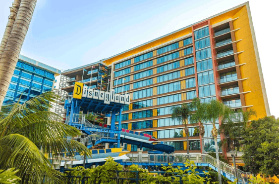 Guide to Staying at the Disneyland Hotel 1 disneyland hotel
