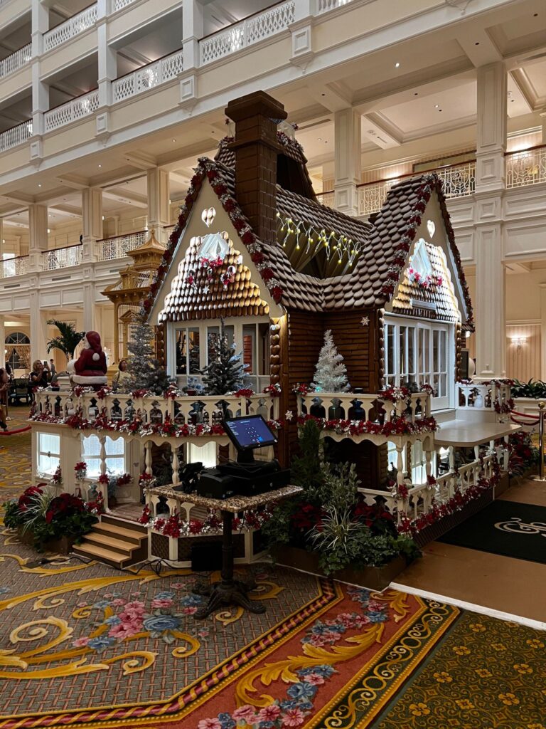 Ten Scrumptious Facts about the Grand Floridian Gingerbread House 10 396450365 3315294795431204 4939435069976519055 n