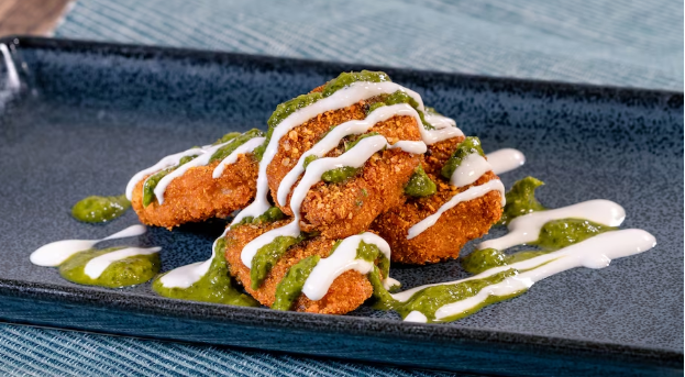 Guide to New Foods Coming to Disney Festival of Holidays at Disneyland 7 curry