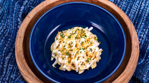 Guide to New Foods Coming to Disney Festival of Holidays at Disneyland 2 mac cheese