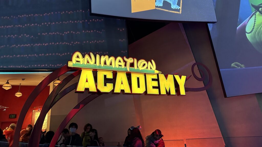 Top 10 Quiet Spots at the Disneyland Resort 2 animation