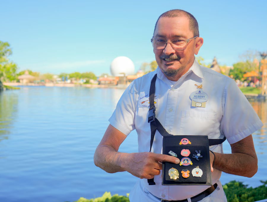 Guide to Cast-to-Guest Pin Trading at Disney World 2 pin trading