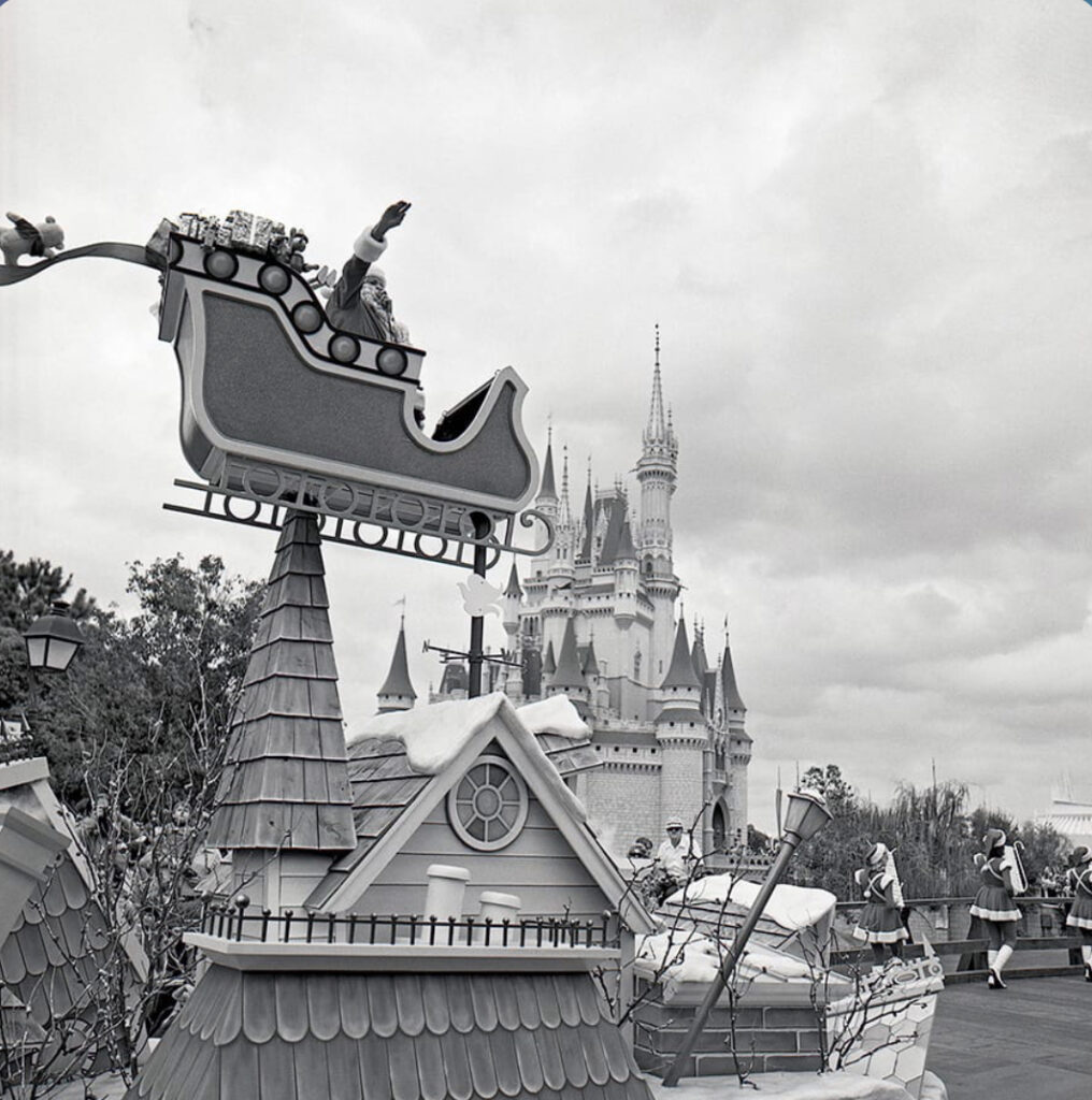 Unwrapping the Archives: 12 Rare Disney Photos to Kick Off Your Holiday Cheer! 5 12 Rare Disney Photos