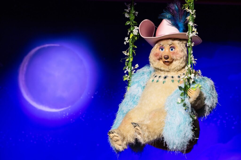 The Stars of the Show: A Guide to the Country Bear Musical Jamboree Cast 7 IMG 1347