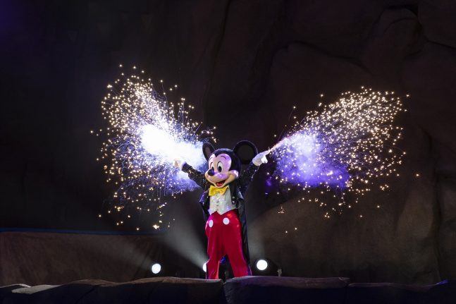Must-See Fireworks at Walt Disney World 6 fantasmic