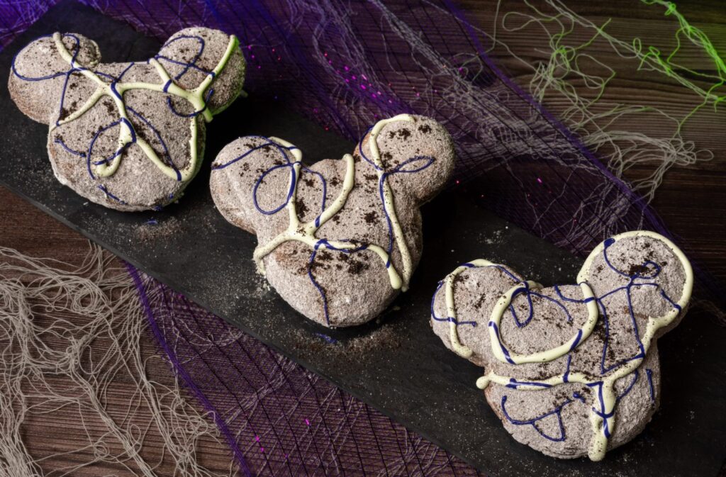 A Frightfully Delicious Guide: Walt Disney World Resort’s Halloween Treats 6 IMG 1617