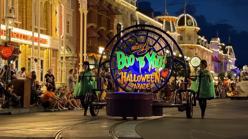 Halloween at Walt Disney World: 8 Tips for a Frightfully Fun Time 3 mnsshp