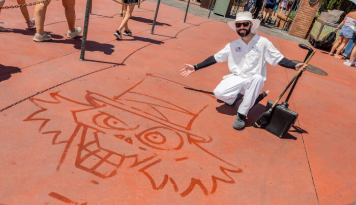 How Disney's Custodian Cast Members Make Disney Magic! 1 Custodian Cast Members