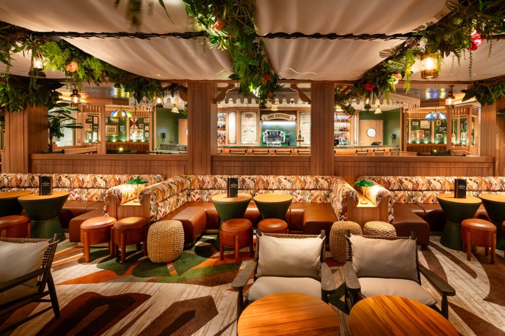 Disney Treasure: A Sneak Peek Inside 6 tables