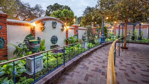 Boo-tiful Changes at the Haunted Mansion in Disneyland 7 bend