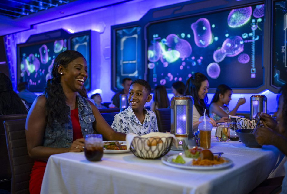 Disney Treasure Dining: A Guide to Rotational and Adult Options 7 Disney Treasure Dining