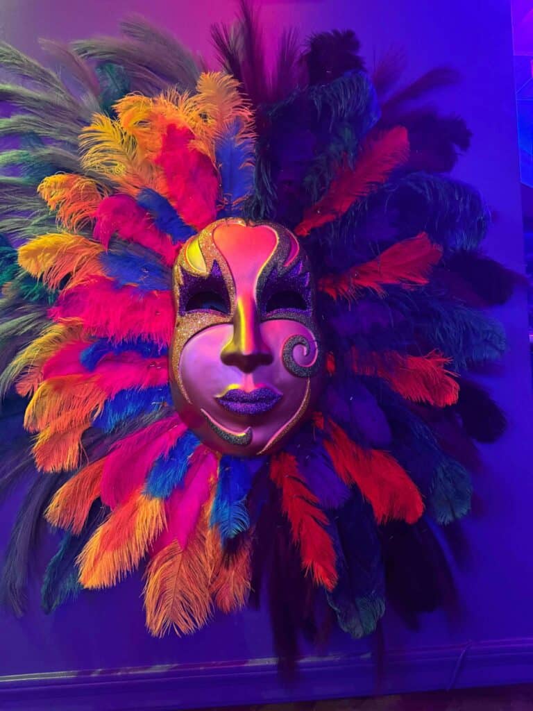 Celebrate the Kick Off of Mardi Gras at Universal Orlando! 15 mardii22