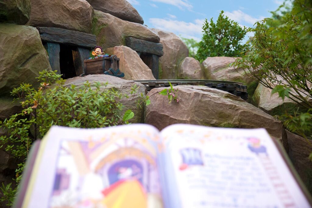 How you can celebrate Disney's New Snow White Movie at the Disney Parks & Resorts around the Globe 9 Snow White Movie