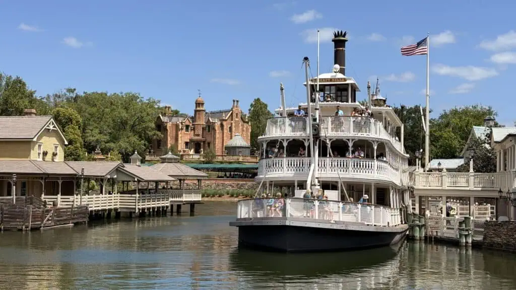 Breakdown Of All the New & Returning Disney World Resort Guest Perks for 2026 1 All the Magical Perks for On-Property Guests at Walt Disney World
