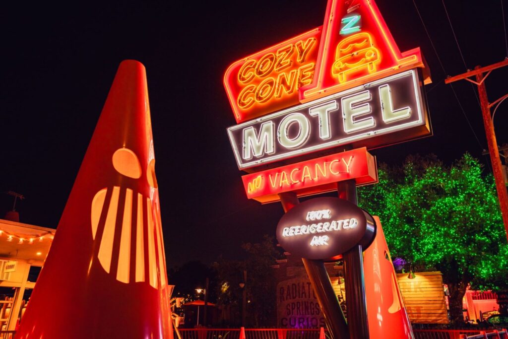 Spooktacular Guide to 2025 Halloween Time at Disneyland 7 Spooktacular Guide to 2025 Halloween Time at Disneyland 2
