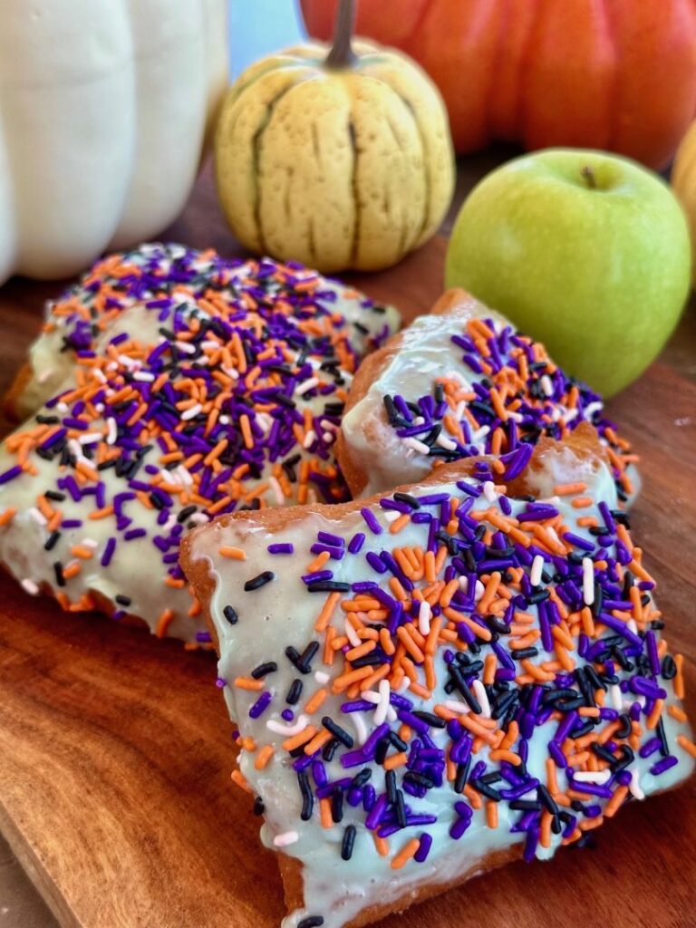 Disneyland Resort Halloween Food Guide 2025 148