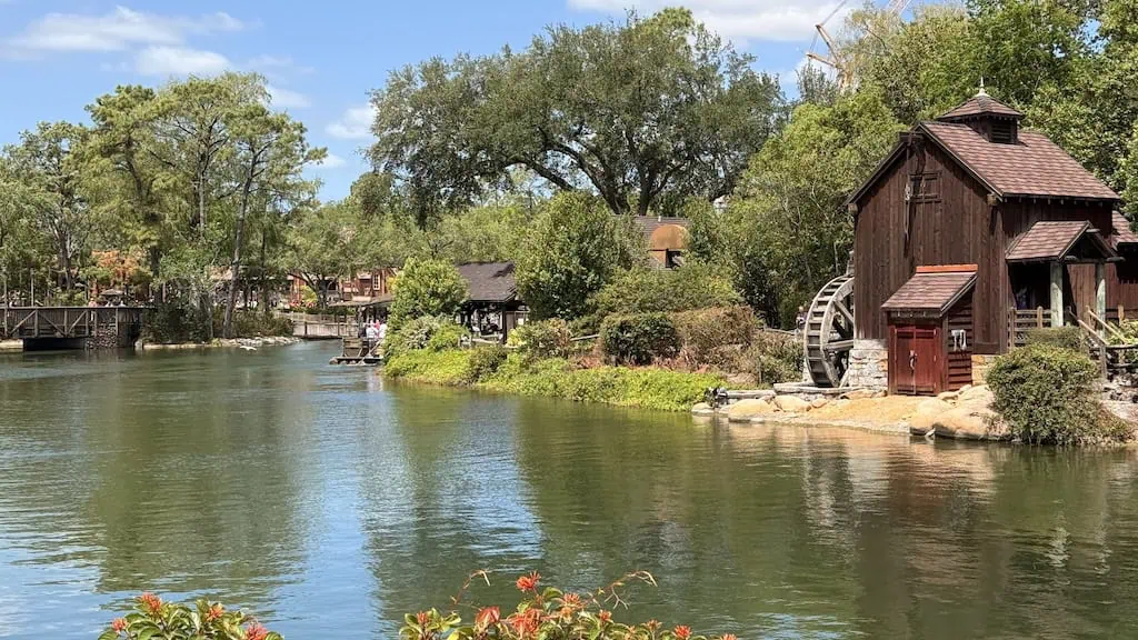 Tom Sawyer Island and Liberty Square Riverboat Officially Closed at Magic Kingdom 4 Tom Sawyer Island and Liberty Square Riverboat Officially Closed at Magic Kingdom 3
