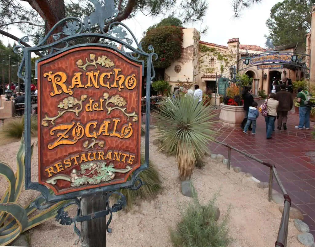 Our Favorite Places to Eat in Disneyland 2025 Edition 4 Our Favorite Places to Eat in Disneyland 2025 Edition 3
