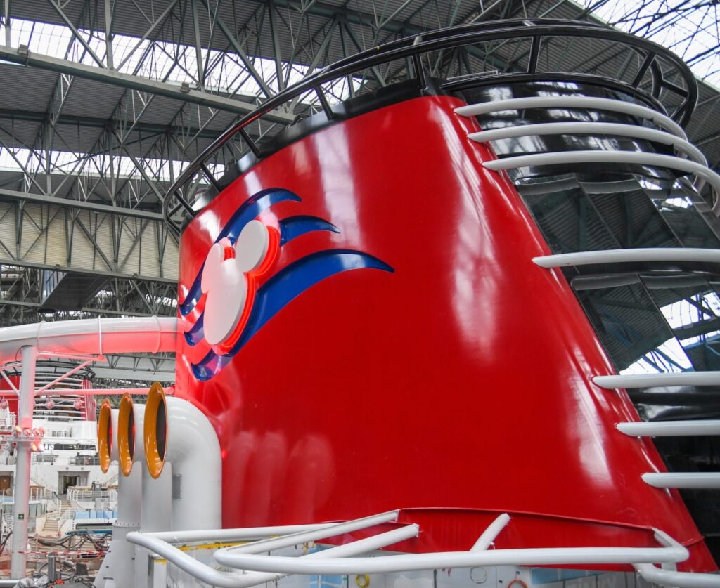 First Look: Disney Destiny Floats Out of the Shipyard 5 First Look: Disney Destiny Floats Out of the Shipyard 4