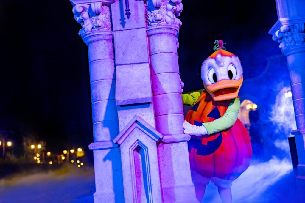 Where to find the Disney characters at Ooogie Boogie Bash 4 Where to find the Disney characters at Ooogie Boogie Bash 3