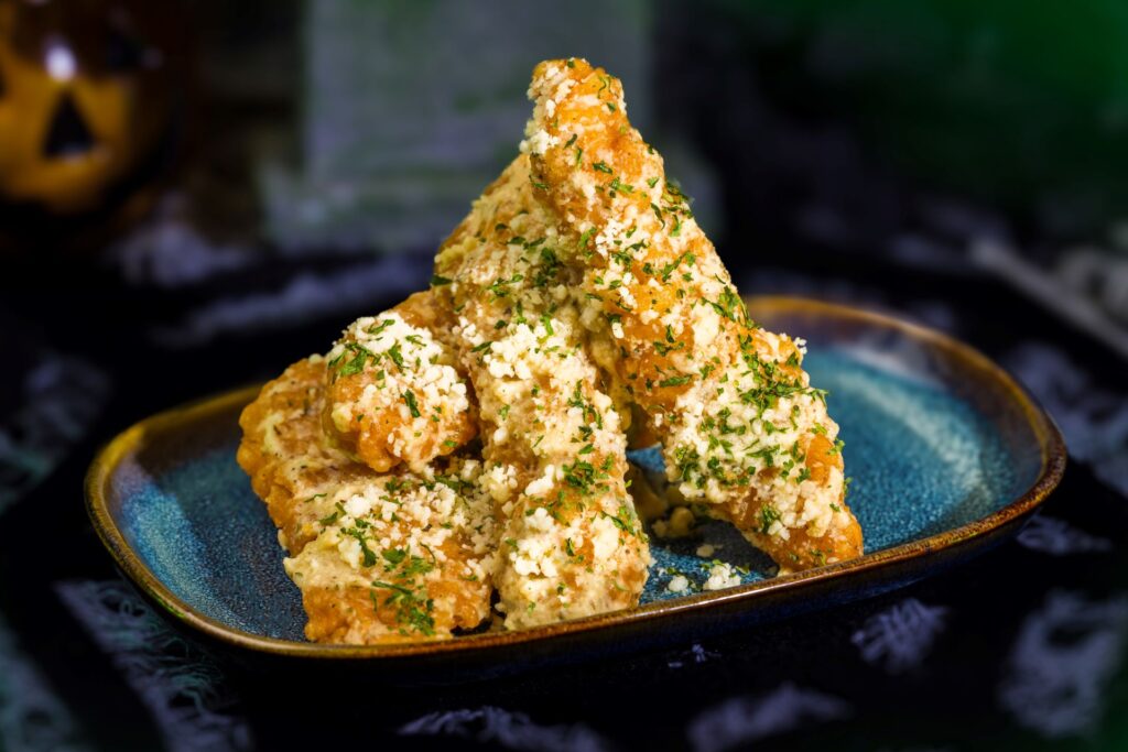 Mickey's Not-So-Scary Halloween Party: Your Guide to All the Ghoulishly Good Eats 28 Mickey's Not-So-Scary Halloween Party: Your Guide to All the Ghoulishly Good Eats 25