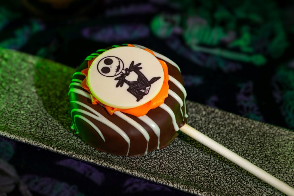 Mickey's Not-So-Scary Halloween Party: Your Guide to All the Ghoulishly Good Eats 24 Mickey's Not-So-Scary Halloween Party: Your Guide to All the Ghoulishly Good Eats 21