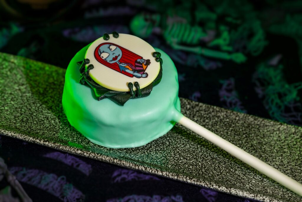 Mickey's Not-So-Scary Halloween Party: Your Guide to All the Ghoulishly Good Eats 25 Mickey's Not-So-Scary Halloween Party: Your Guide to All the Ghoulishly Good Eats 22
