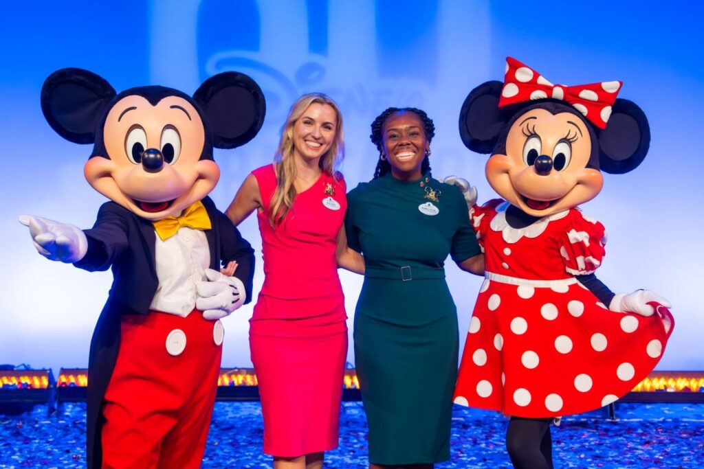 Disney Ambassadors have been chosen for Disney World, Disneyland and Aulani Resort 4