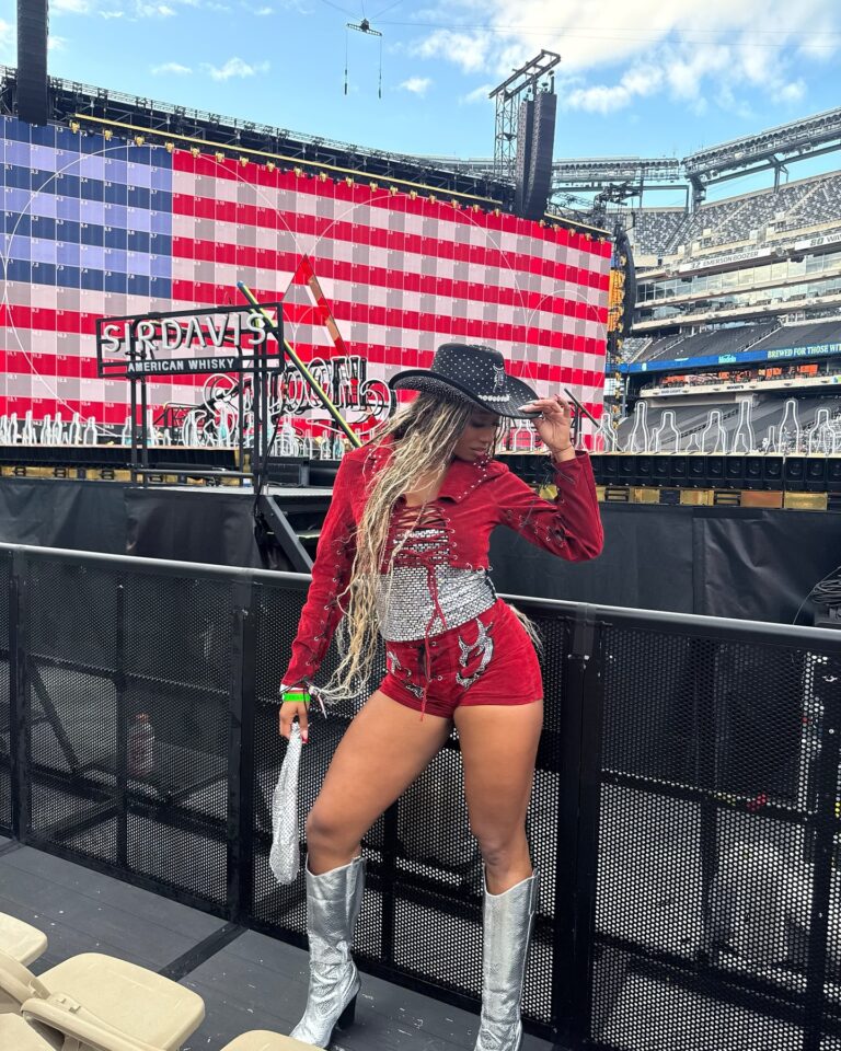 Cowgirl Outfits for Black Women