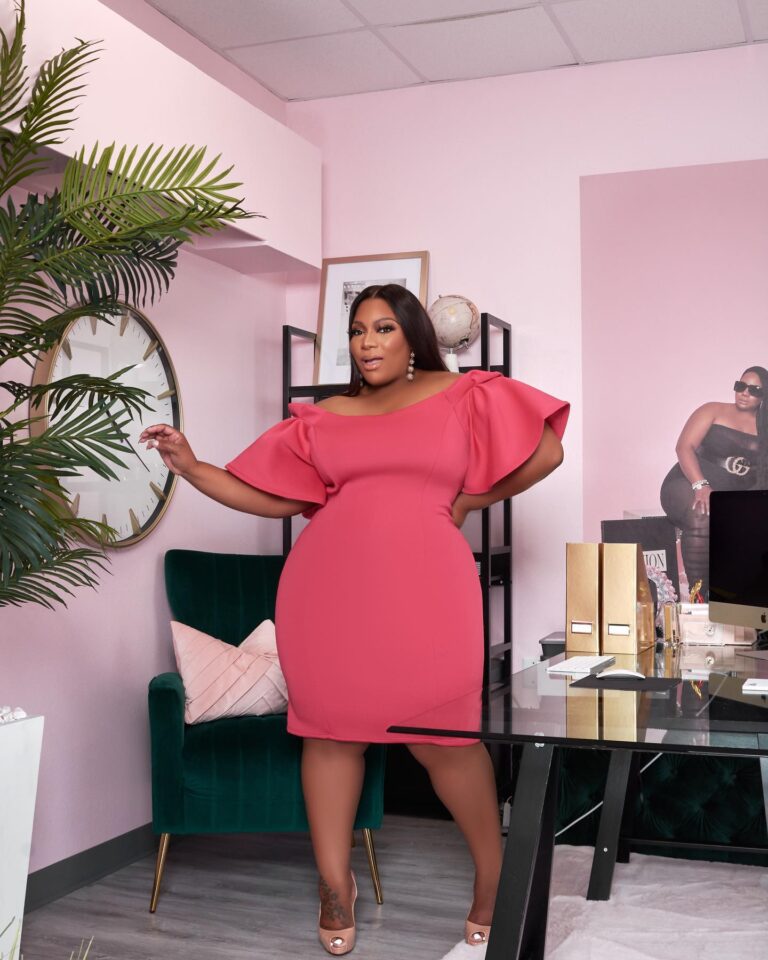 plus size women office outfits