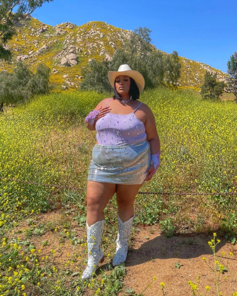 Plus Size Cowgirl Outfit Ideas