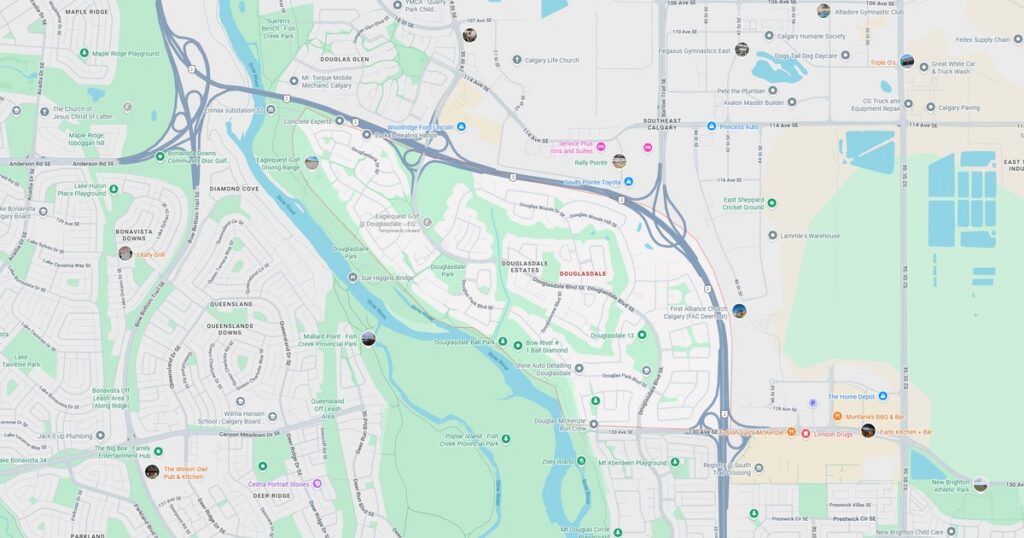 Map of city park highlighting walking paths, river views, and recreational areas.